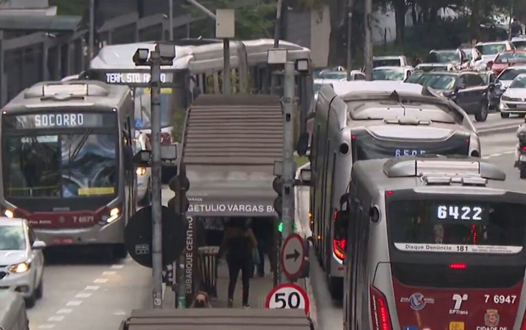 Entenda a Operação Fim da Linha, que aponta ligação de empresas de ônibus com o PCC