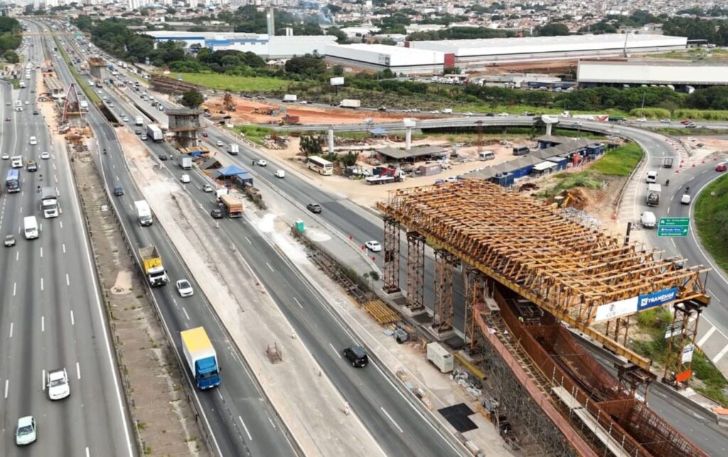 Obras no acesso da Dutra para a Fernão Dias: previsão de entrega é 2025