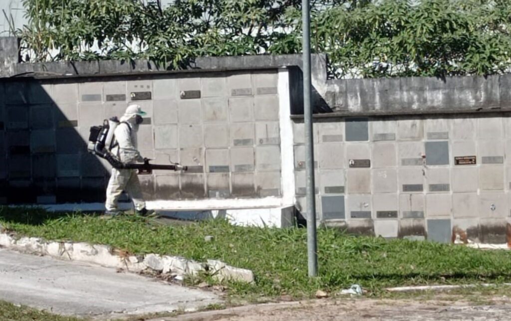 Processo de nebulização no combate à dengue em Guarulhos