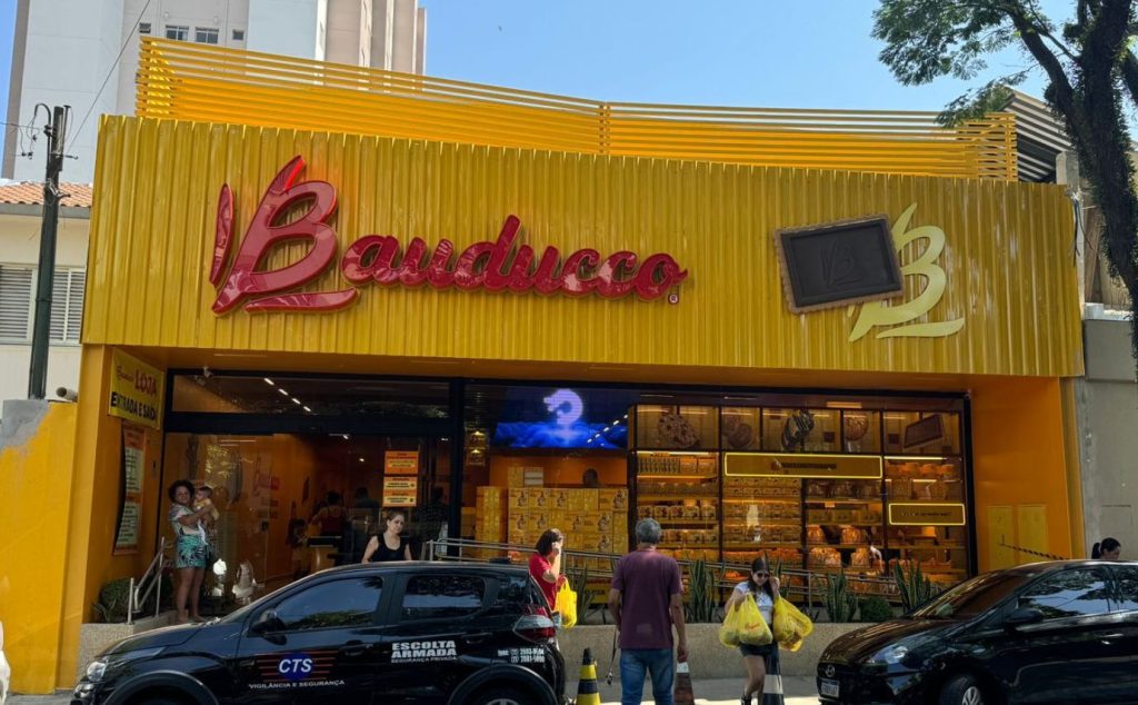 Visitamos a loja de fábrica da Bauducco em Guarulhos; saiba o preço do panetone em 2024