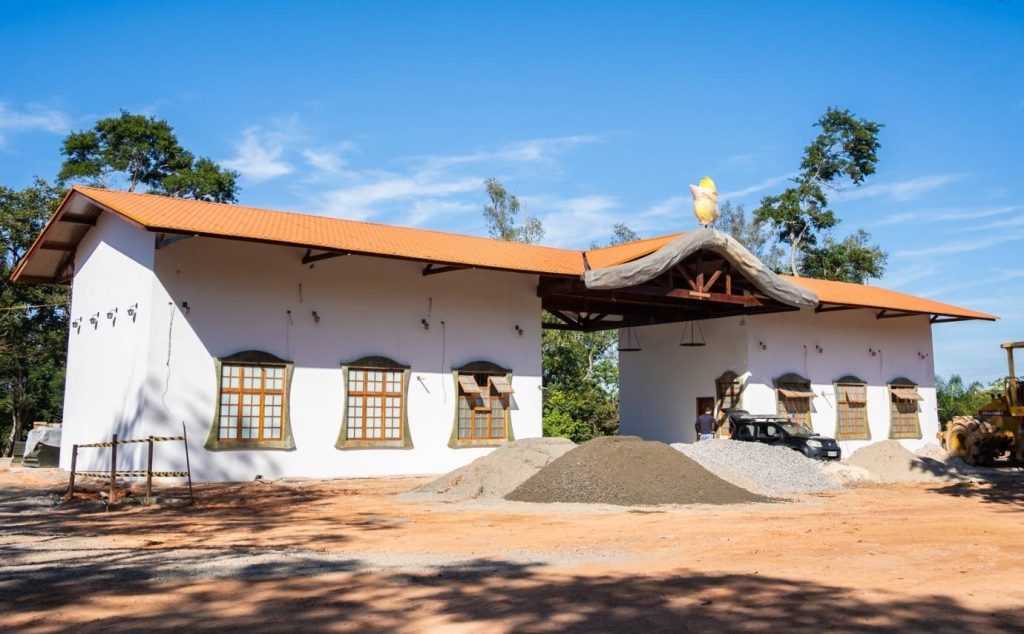 Novo parque de diversões de Atibaia abre 55 vagas de emprego para diversas funções