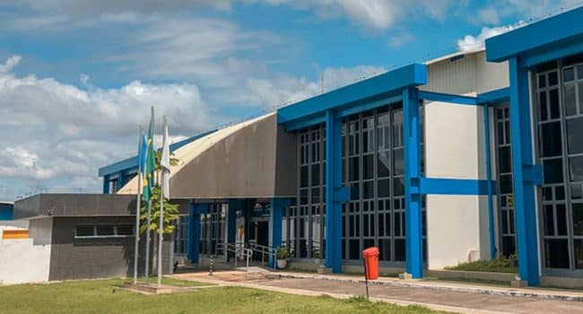 suspensão das provas teóricas da Anac prejuízo para milhares de profissionais profissionais da aviação civil pilotos vagas de emprego