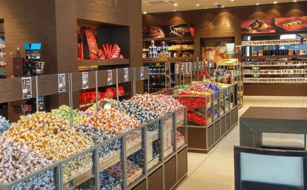 Chocolate suíço: Lindt abre sua primeira loja em Guarulhos nesta terça (8)